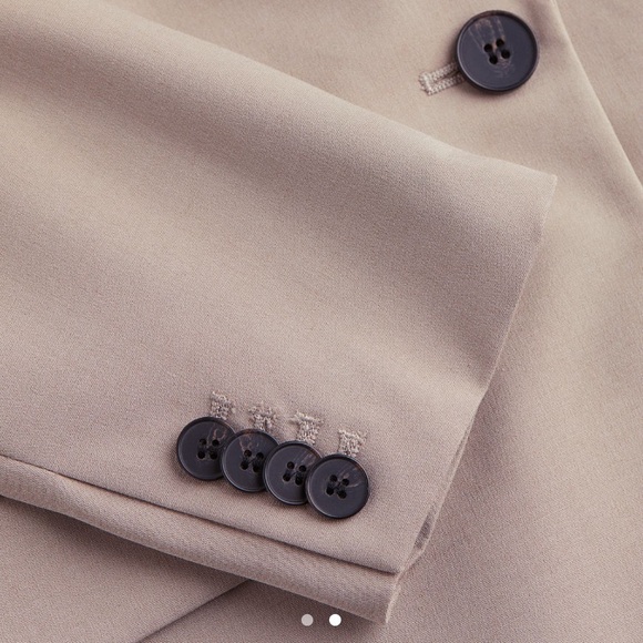 H&M blazer - Picture 2 of 2